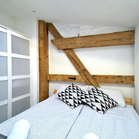 Apartment Old Market Square, Hall View, Cosy, Modern Flat *