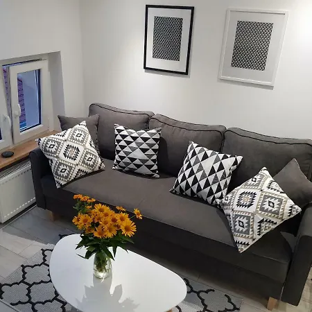 Old Market Square, Hall View, Cosy, Modern Flat